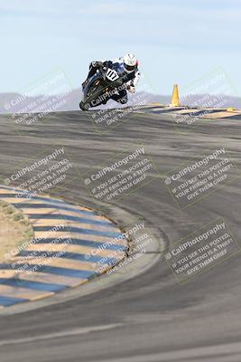 media/Nov-16-2025-Race Pace (Sun) [[8c5fa54630]]/Verified Riders/1-Turns 9 and 10 (925am)/